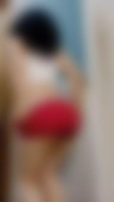 Always horny after training 🍑🥵😈 I'm waiting for you on my fr... by idaliaalessandra