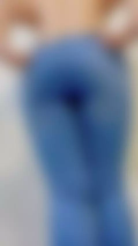 Find me on OnlyFans for free 💙 by idaliaalessandra