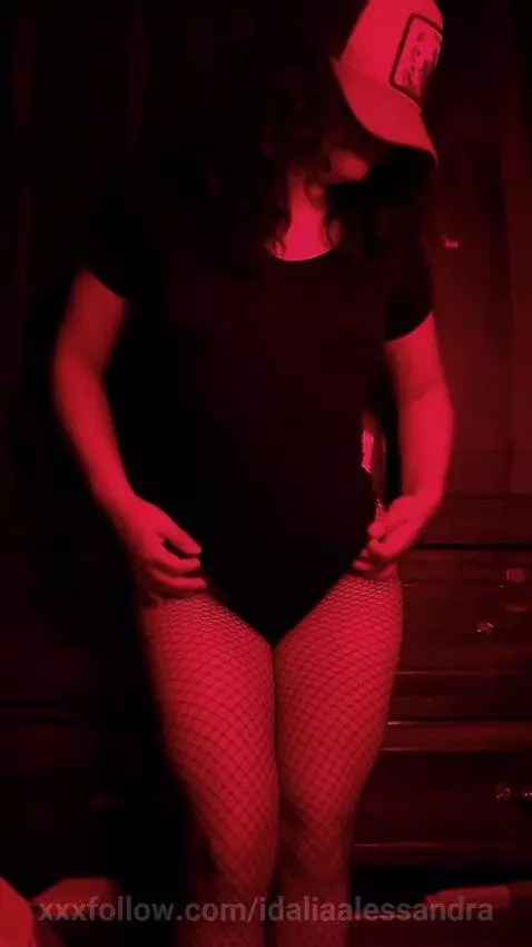 Let's go to my link love I want to play with you... 👉🏻🩵💙😈 by idaliaalessandra