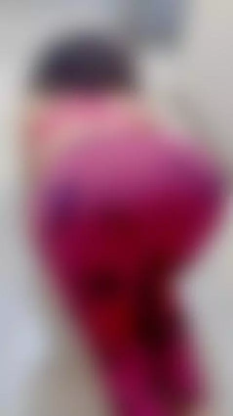 I'm everything you want and more! Honey, follow me on my fre... by idaliaalessandra