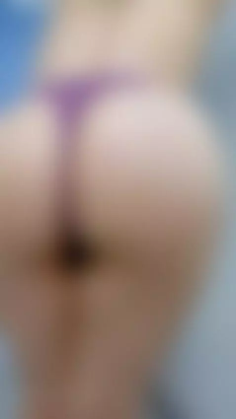 This is just a preview! Find out more on my OnlyFans page! 💙... by idaliaalessandra