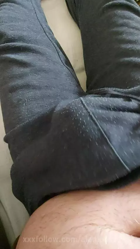 🥒💦💦💦💦💦 by alemaosc