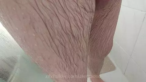 🛀🥒💦💦💦💦 by alemaosc