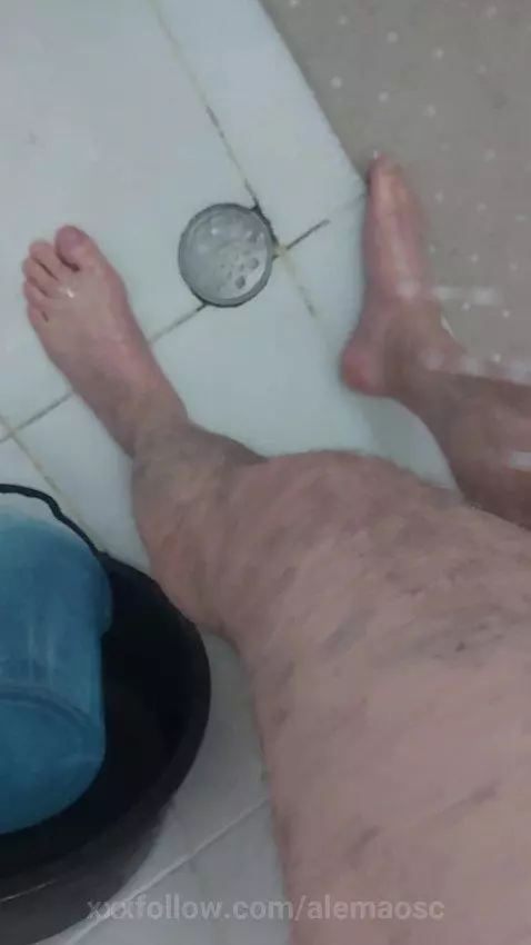 Estou 🥒💦💦💦💦💦 by alemaosc