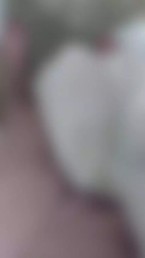 🥒💦💦💦💦💦 by alemaosc