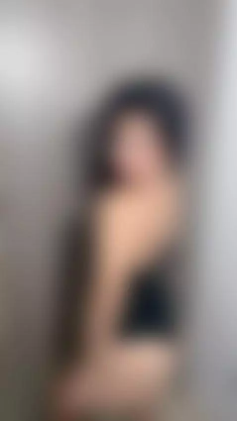 Do you like how I explode my body ....tell me how would you💋... by khendraowenn