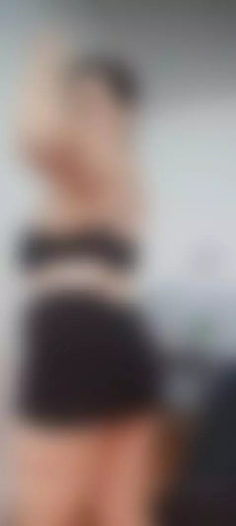 My curves will drive you crazy. 😏😈 by curvymaturee