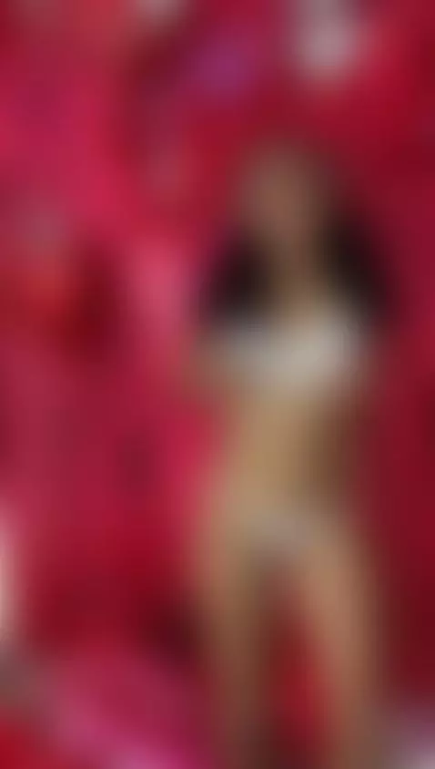 kissme by lana-hassen