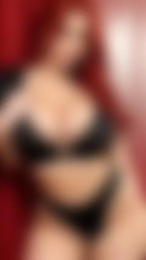 bustymilf, busty, bustywoman by sugarkhaos