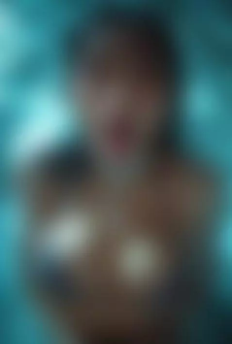 curvy, busty, bigboobs by sugarkhaos