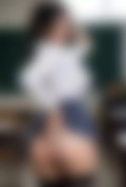 bigbutt, bigass, curvybigass by sugarkhaos