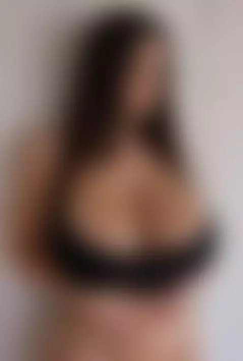 busty, bigboobs, bigtits by sugarkhaos