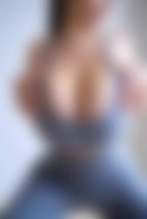 busty, bigboobs, bigtits by sugarkhaos