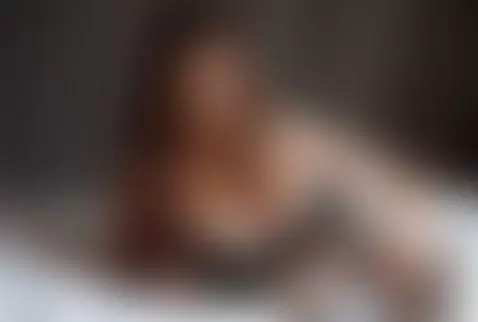 bustymilf, bigboobs, bigtits by sugarkhaos