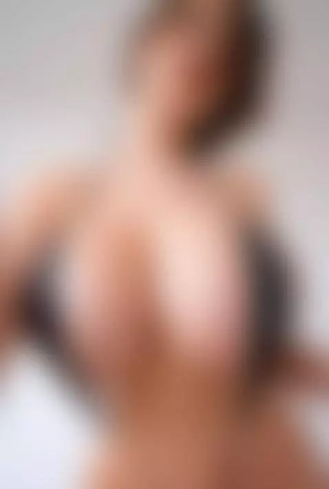 curvybody, bigboobs, bigtits by sugarkhaos