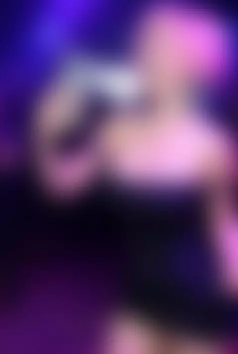 bustymilf, busty, curvygirl by sugarkhaos