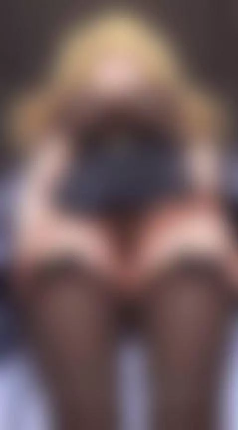 bigtits, upskirt, pussyplay by sugarkhaos