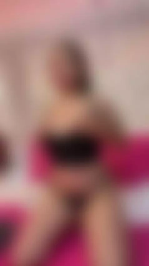 delicious by emiliacollins