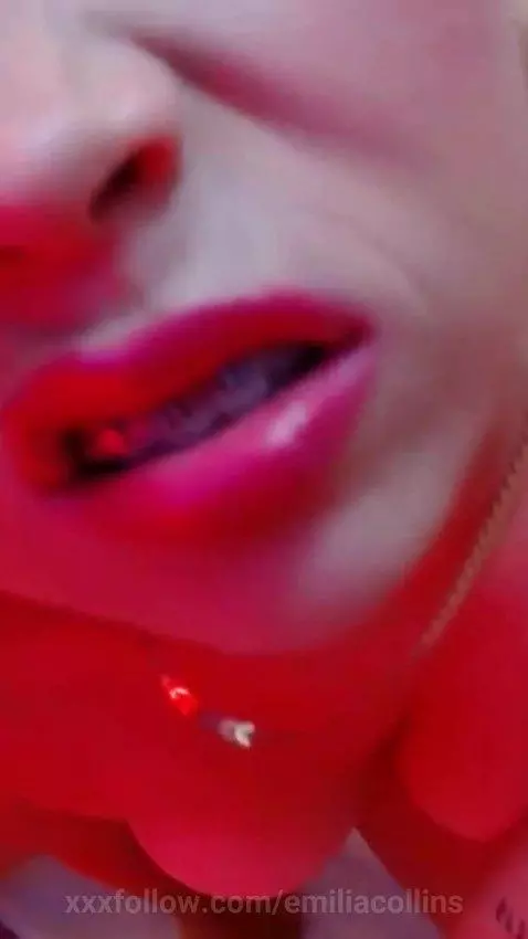 latina hot by emiliacollins