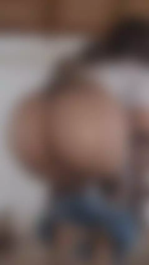 sexy girl by emiliacollins