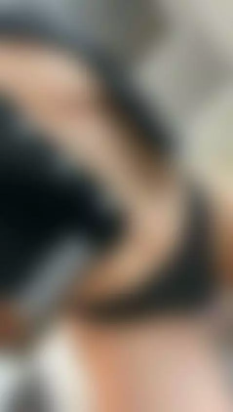 delicious model by emiliacollins