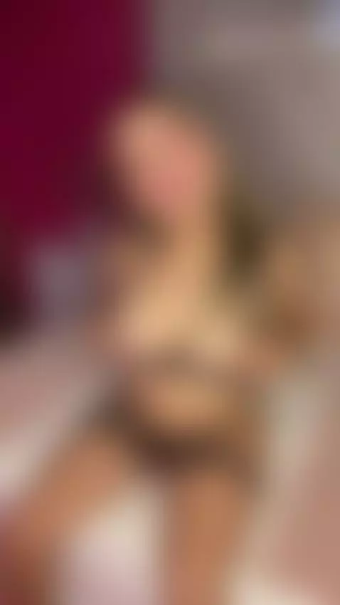 delicious blonde by emiliacollins