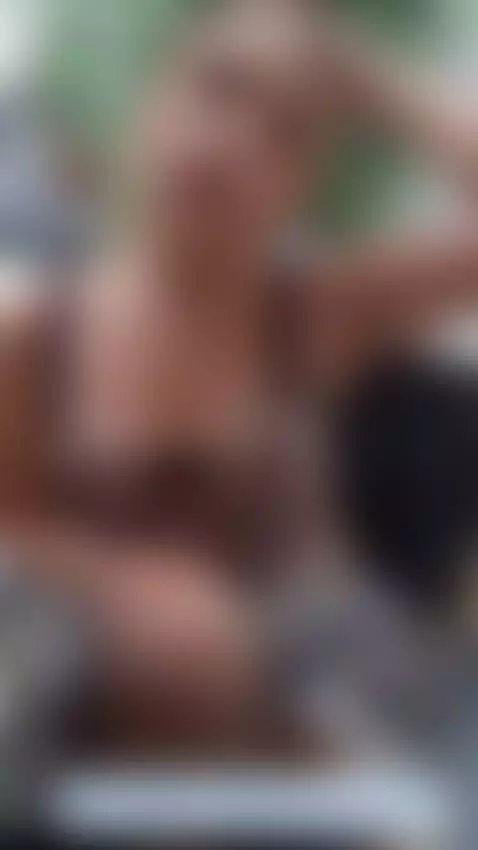 Soy todo lo que buscas pero mas caliente by emiliacollins