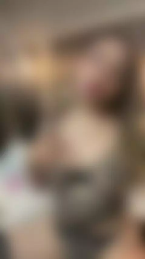 My body is ready for you ... And you for me? by emiliacollins