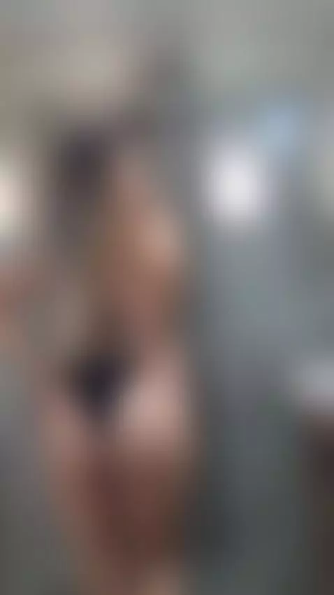 My body is a work of art ... and your hands could be my perf... by emiliacollins