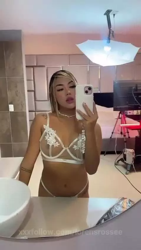 🤍🤍 by lorensrossee