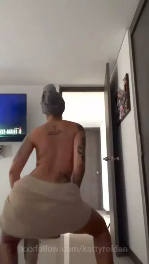 Just a towel… and a lot of movement 😏🔥 See more on my OnlyFa... by kattyroldan