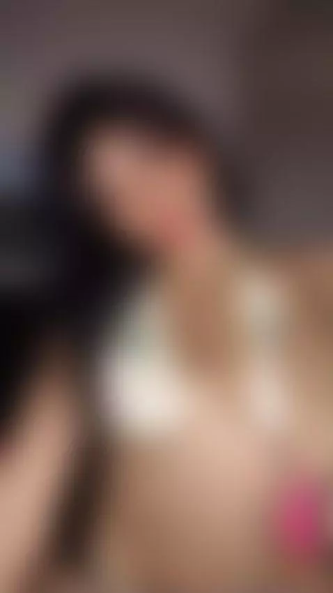 You like brunettes my love by yayacandy