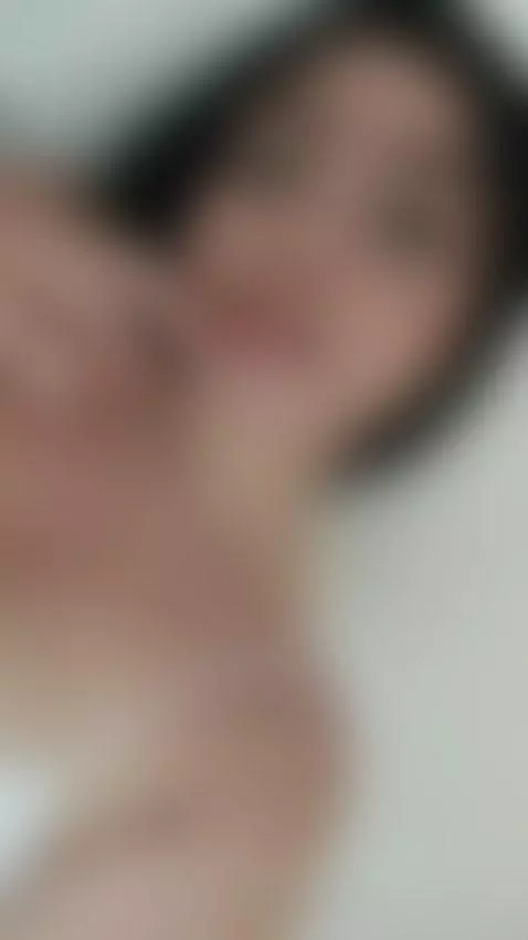 Kiss💋 by ashlyn-parker