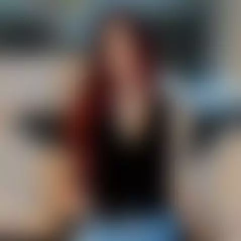 Black looks good on me, right? by kloe-s