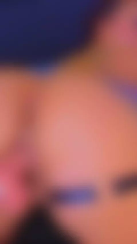 Im gonna play with this today on cam https://beacons.ai/isab... by isa-blanc