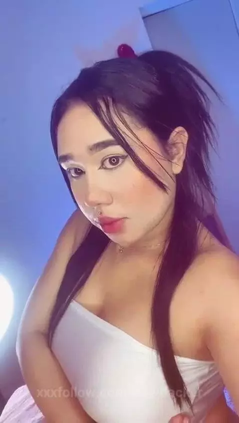 Come to say hello to me~ by zoe-backer