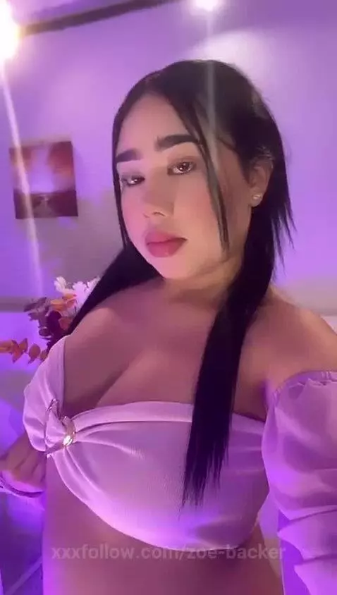 Come let's play a little, I'm online waiting for you 💦 by zoe-backer