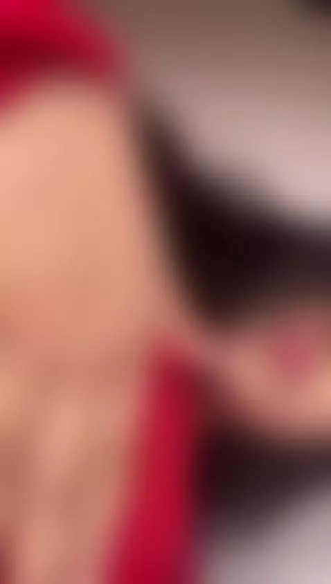 Come to play with me. by zoe-backer