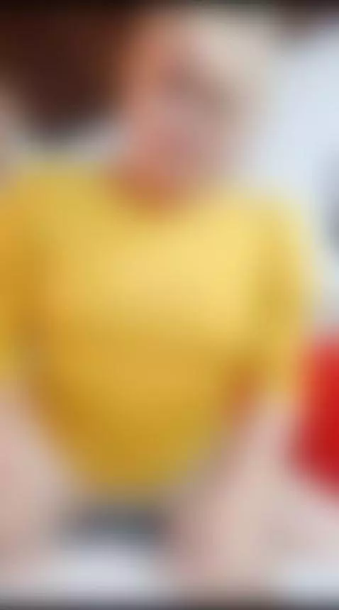 kiss by monnycassius