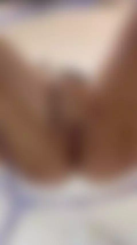 Fingering pussy by freyaa1