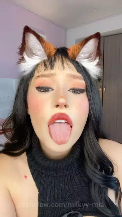 Shall I suck it for you? 🦊 by milkyy-mia