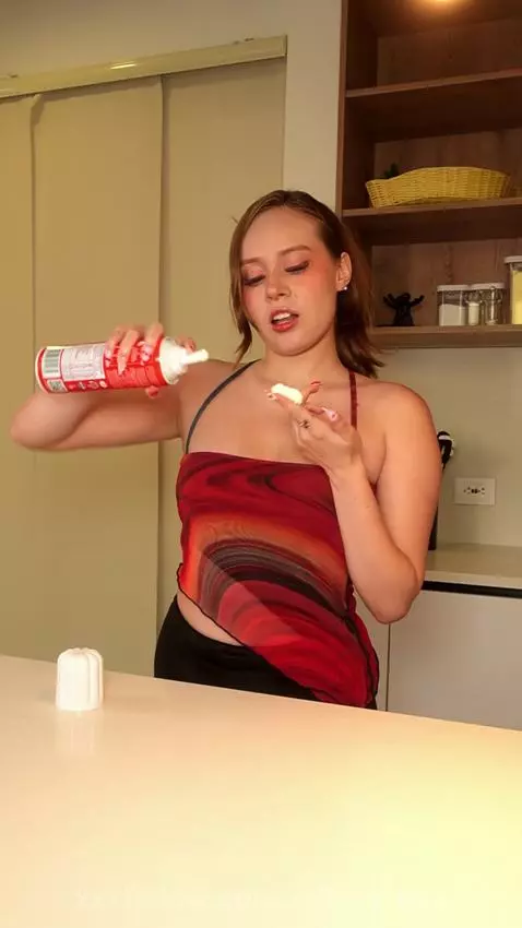 Do you eat from my finger? 🥵 by milkyy-mia