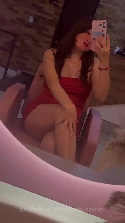 kissing, legs, dress by mia-somer