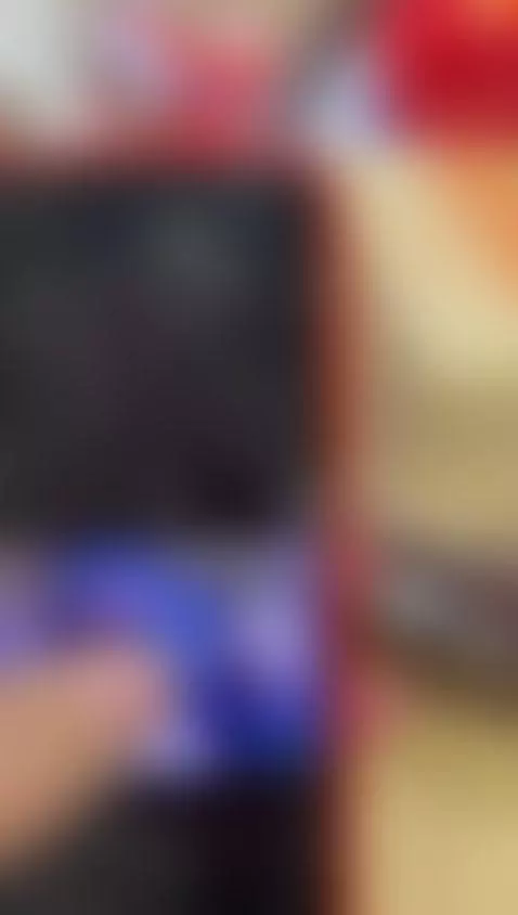 Who  knows what is she doing? by mvsteryguyof