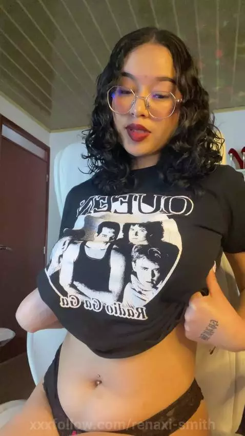 escuchamos Queen juntos?😍 by renaxi-smith