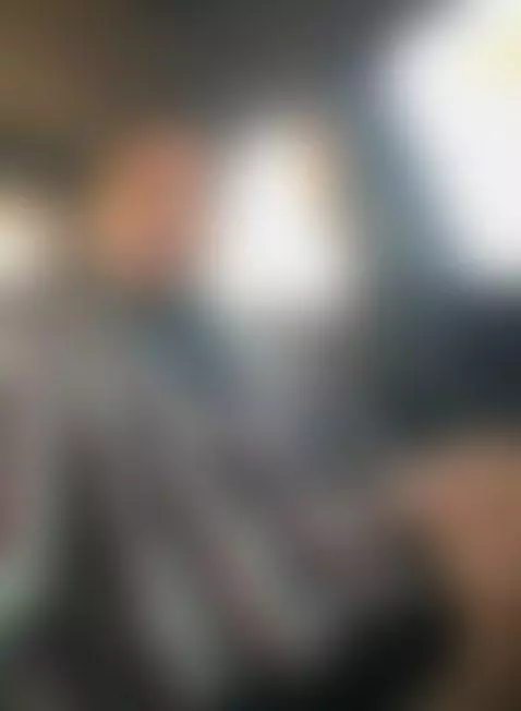 nada mejor que una paja antes de comenzar a trabajar😋 by younglionn