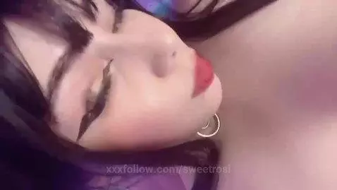 Do you like what you see? 👀💖 Then follow me in chaturbate so... by sweetrosi