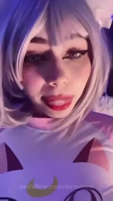 <3 follow meeee by sweetrosi