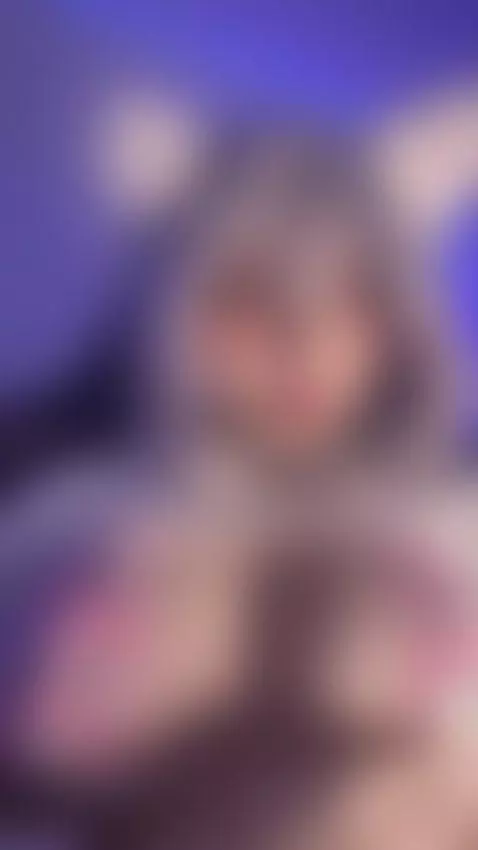 online now 🔥d by sweetrosi