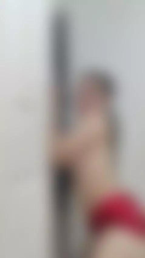 My hands roam what your eyes want to touch... by oliviaclarck